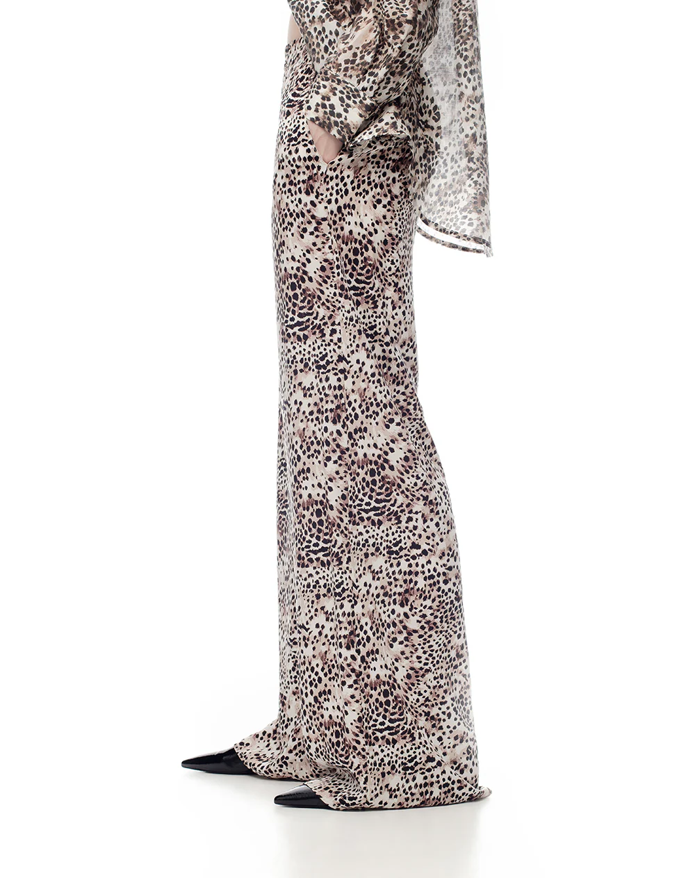 Pantalón wide leg tiro medio estampado mujer - Image 4