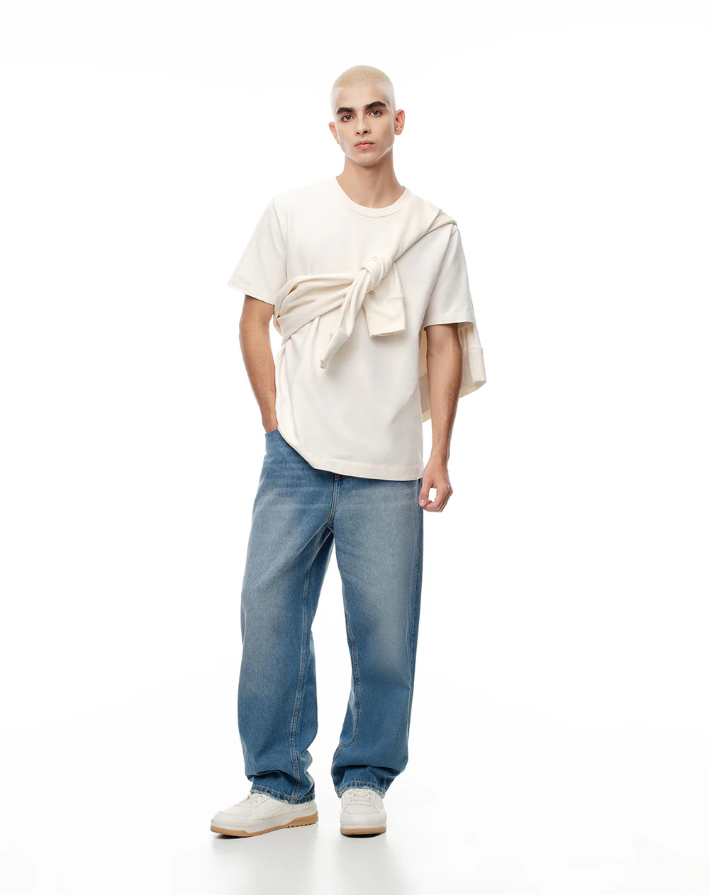 Camiseta oversize algodón vainilla hombre - Image 4