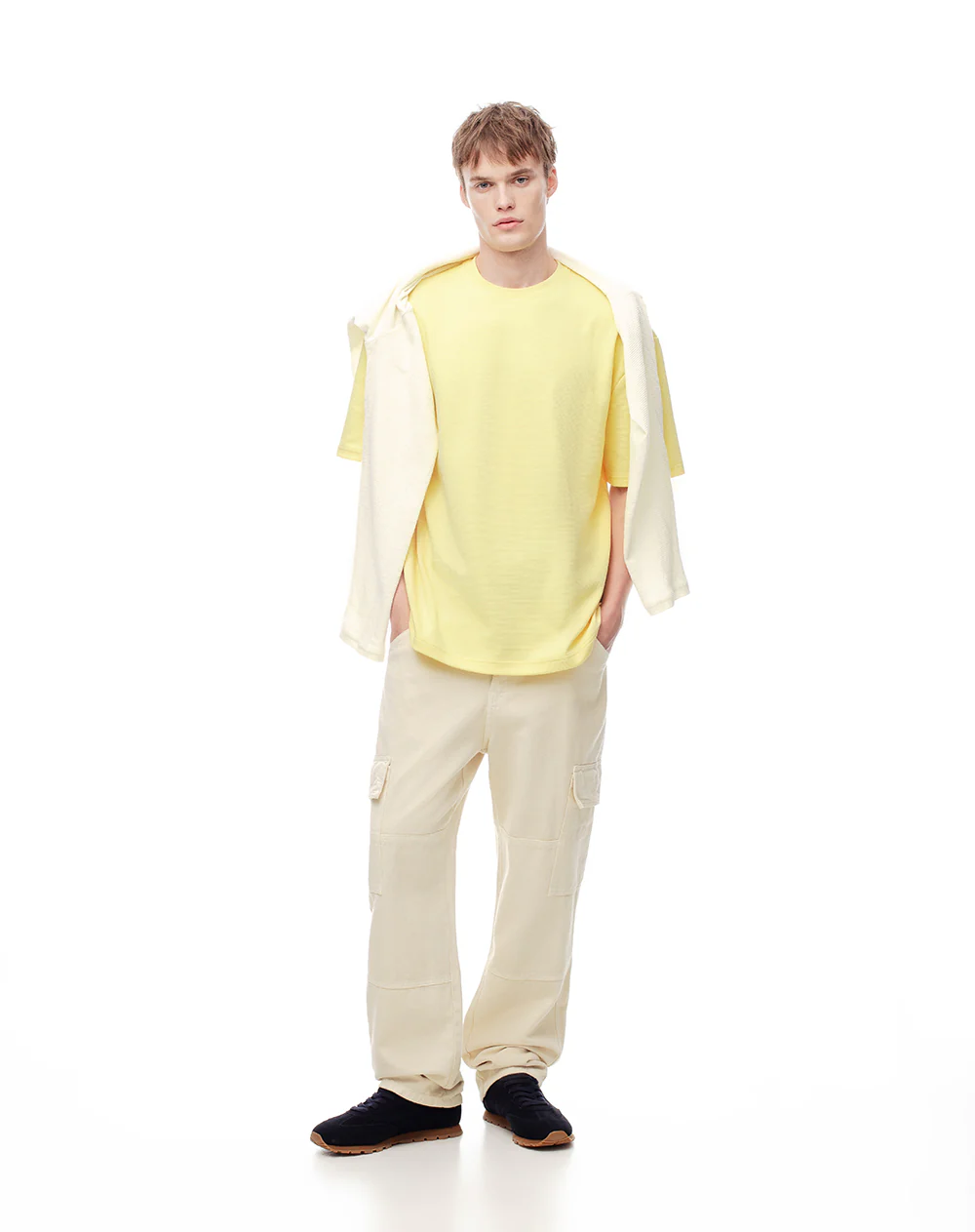 Camiseta regular amarilla hombre - Image 3