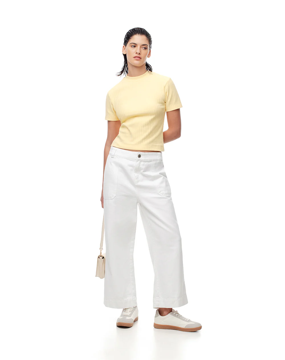 Camiseta crop slim algodón amarilla mujer - Image 4
