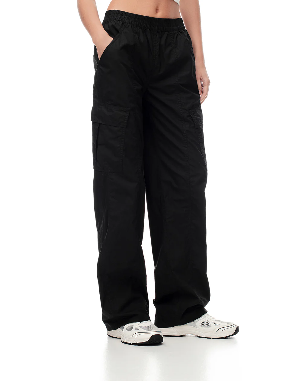 Cargo parachute tiro medio algodón negro mujer - Image 5