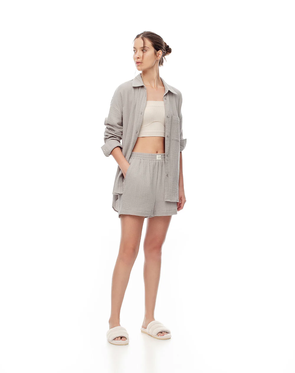 Short relax tiro alto texturizado taupe mujer