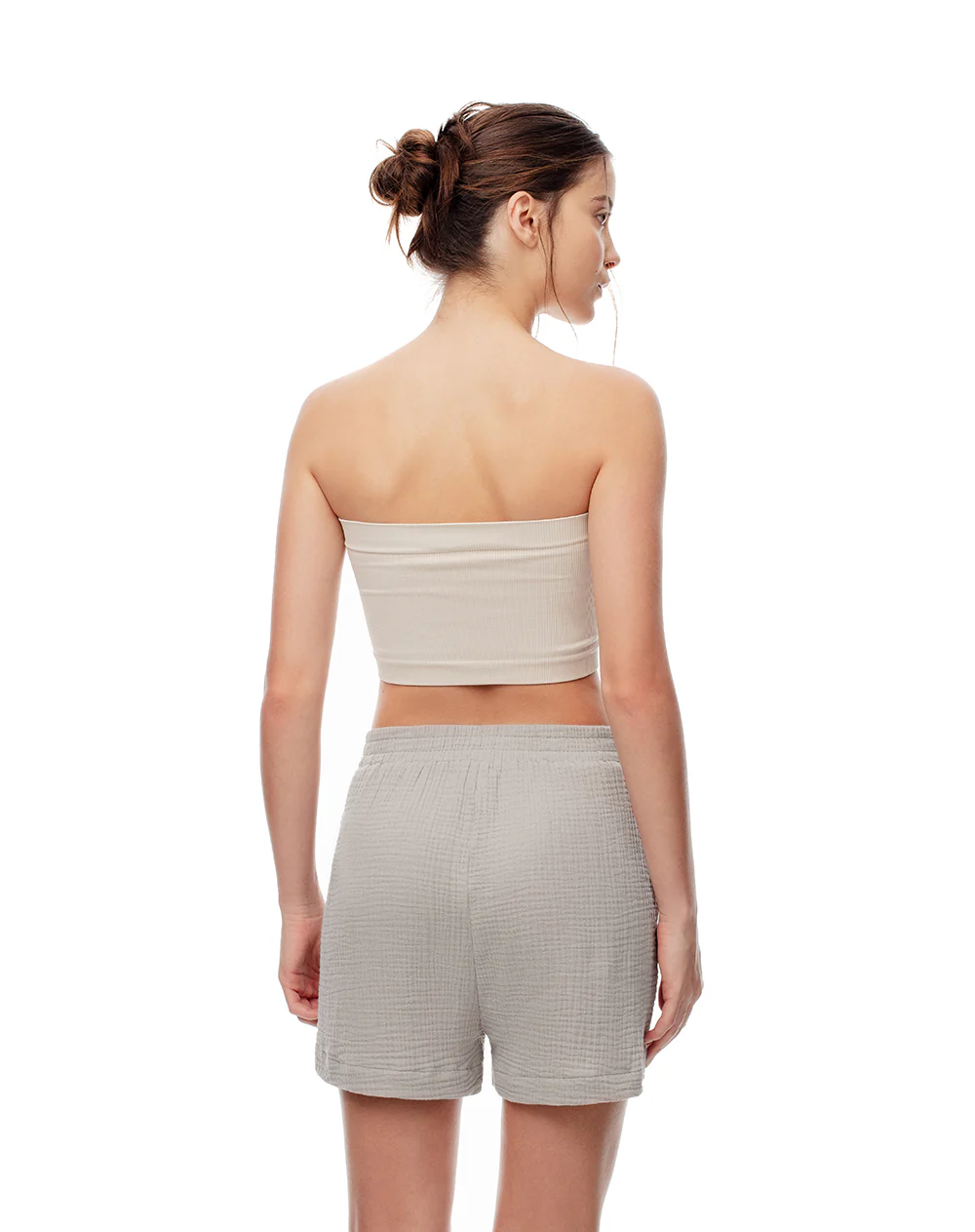 Short relax tiro alto texturizado taupe mujer - Image 2