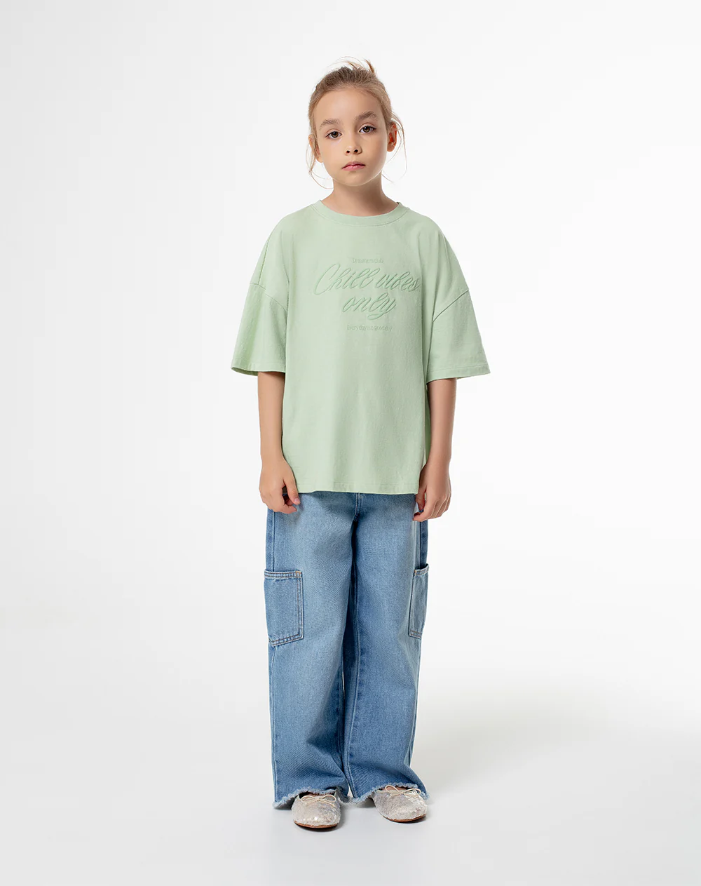 Camiseta oversize algodón verde estampada niña - Image 5