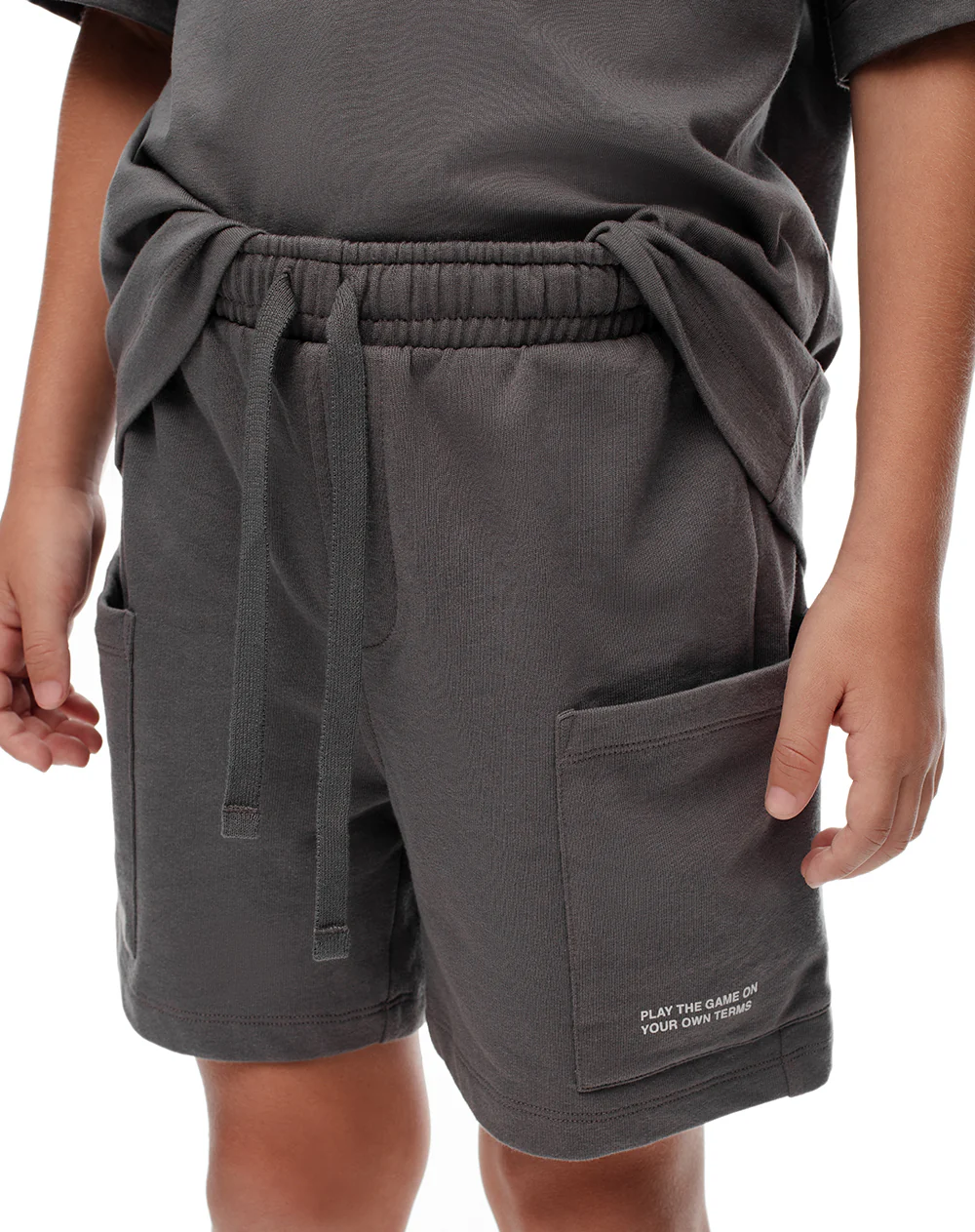 Conjunto camiseta + bermuda gris niño - Image 3