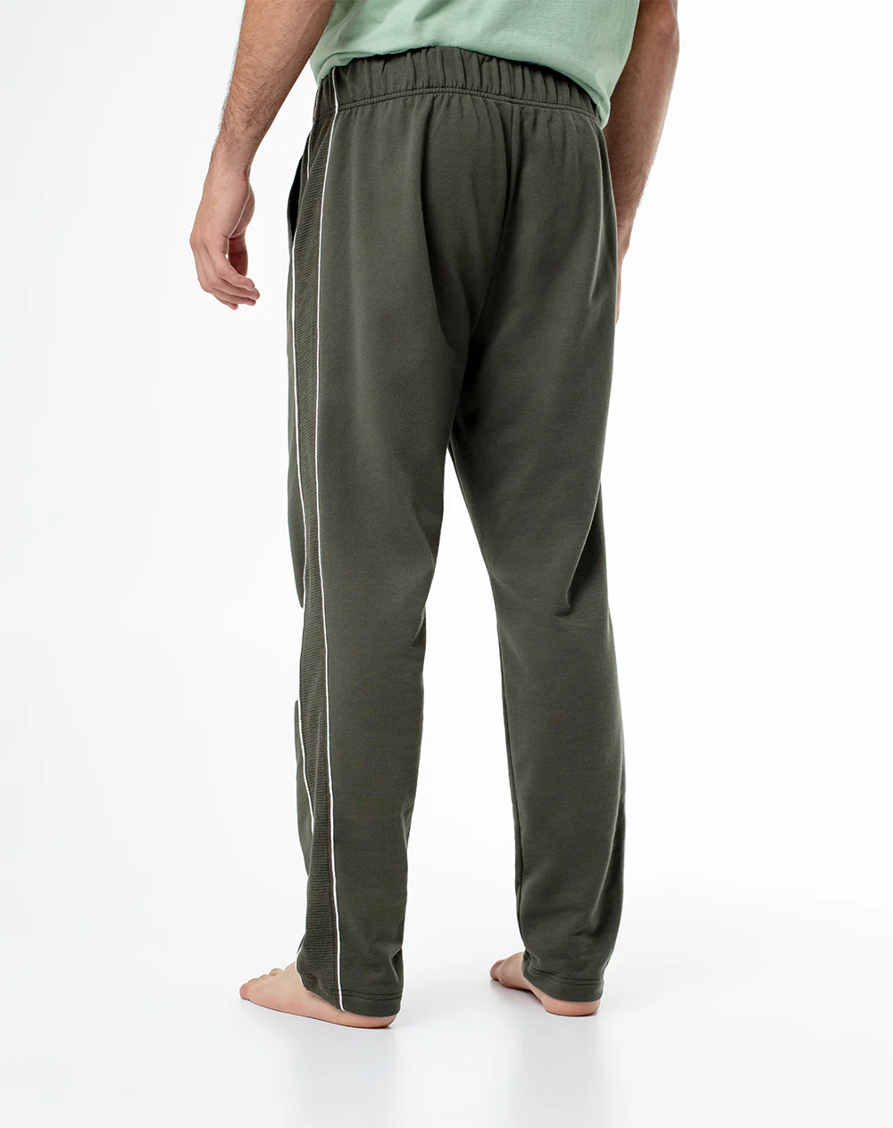 Pantalón relax algodón verde hombre - Image 2