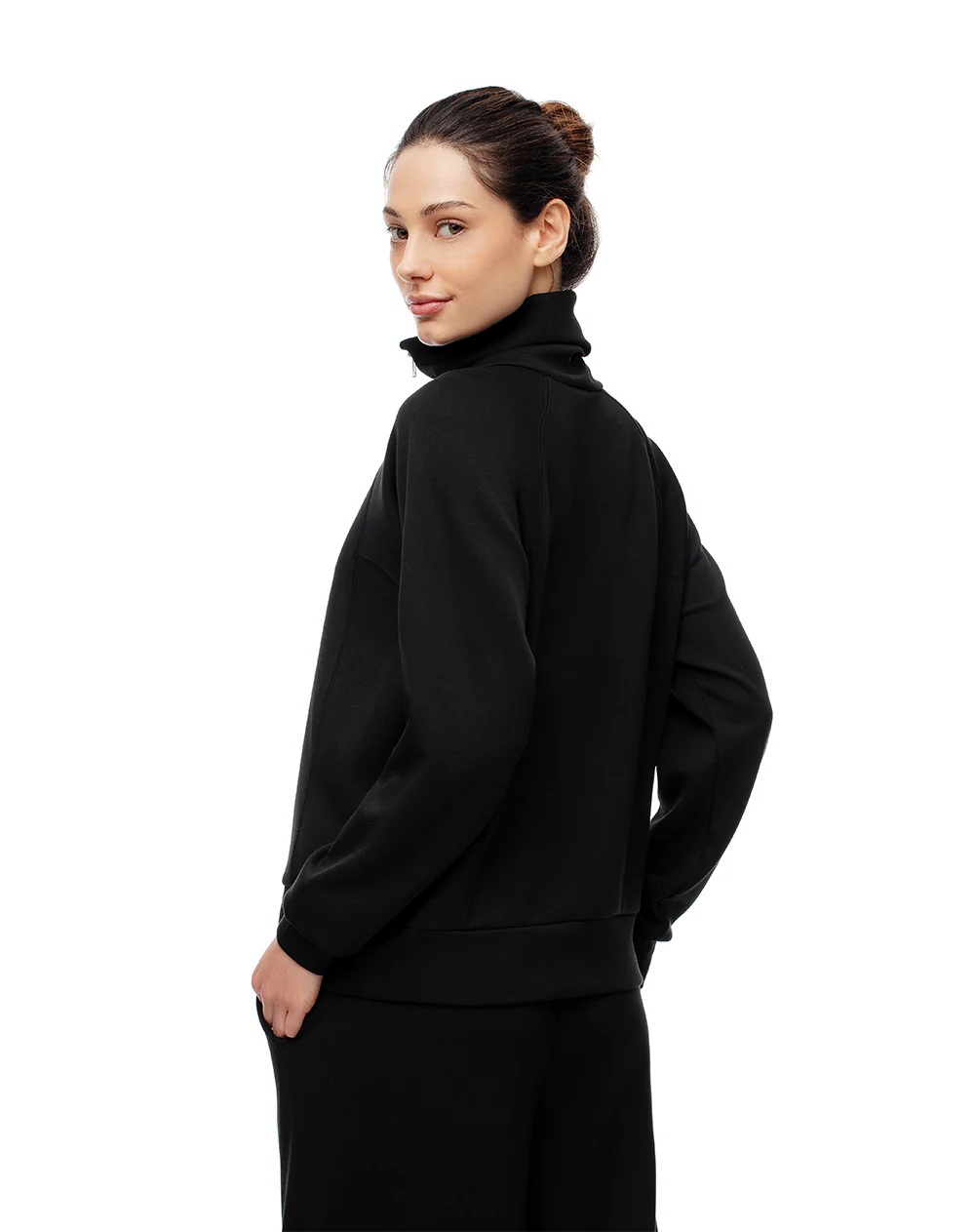 Buzo relax tacto suave negro mujer - Image 2