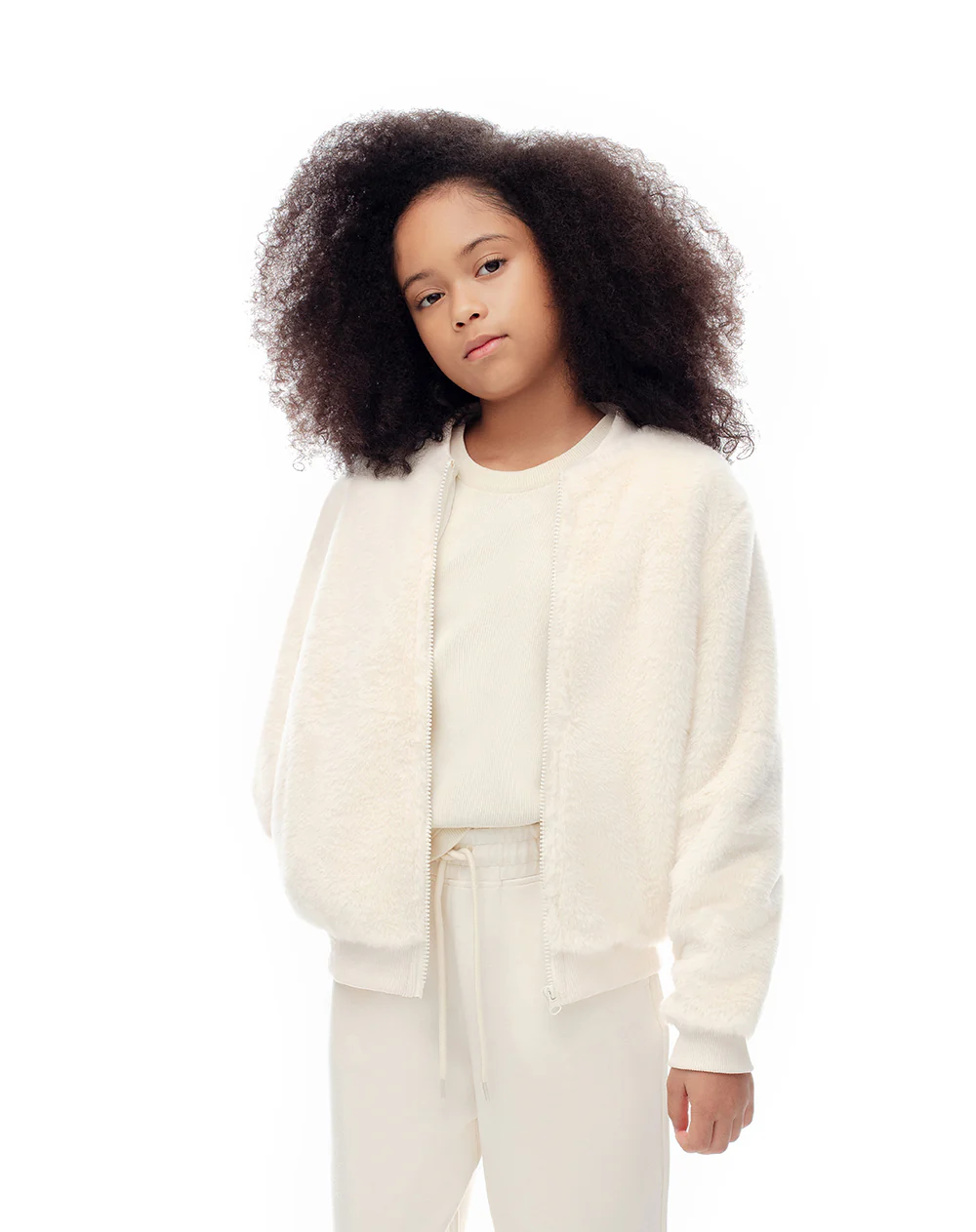 Chaqueta bomber efecto peluche crema niña - Image 3