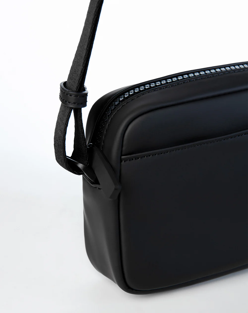 Bolso tipo bandolera negro - Image 4