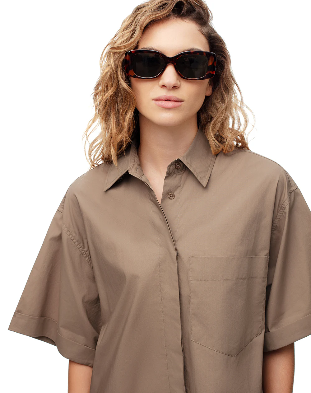 Camisa manga corta oversize algodón café mujer - Image 3