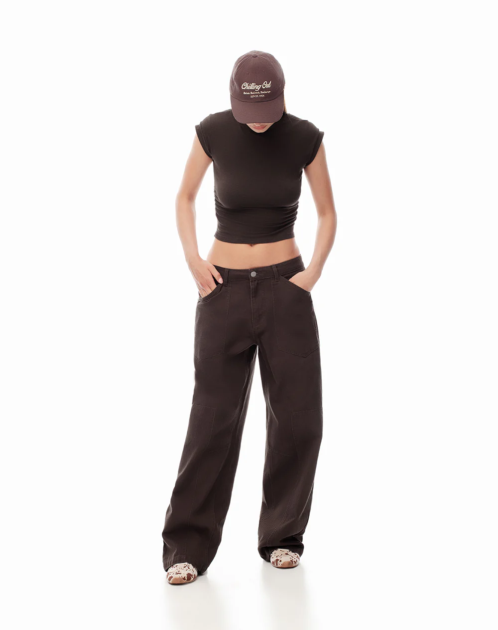 Camiseta crop slim chocolate mujer - Image 4