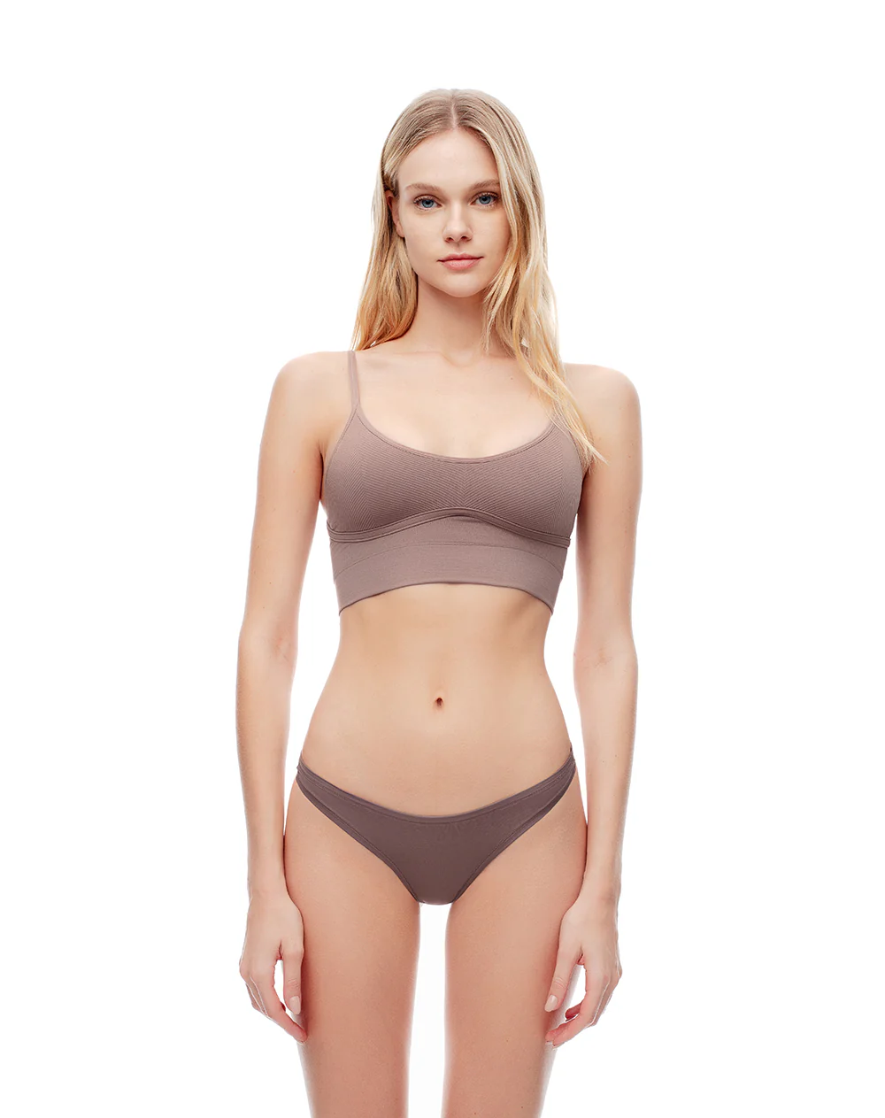 Panty tipo tanga tiro medio x3unds surtido - Image 3