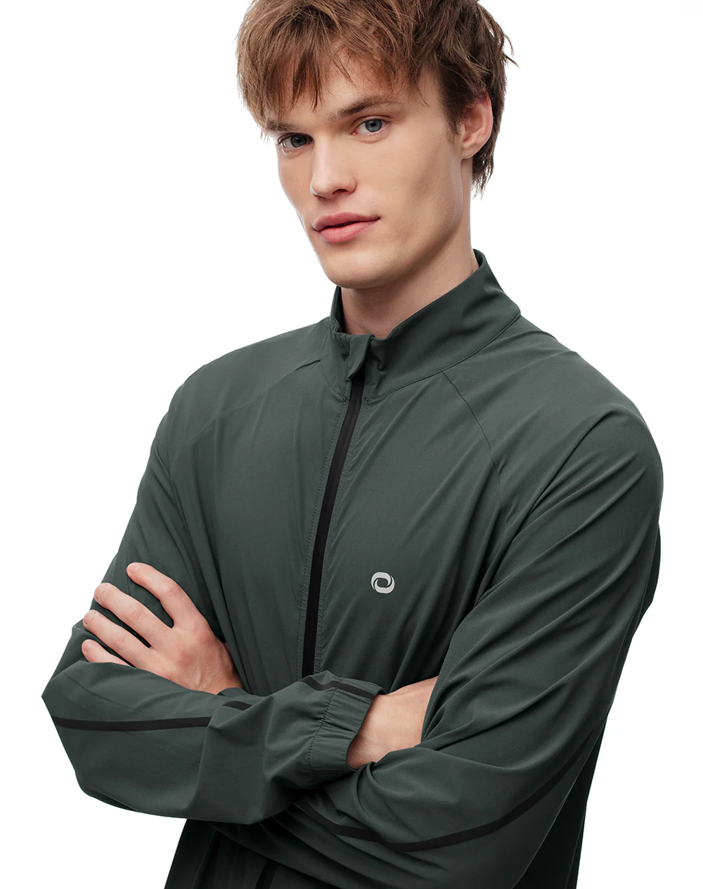 Chaqueta rompevientos verde hombre - Image 5