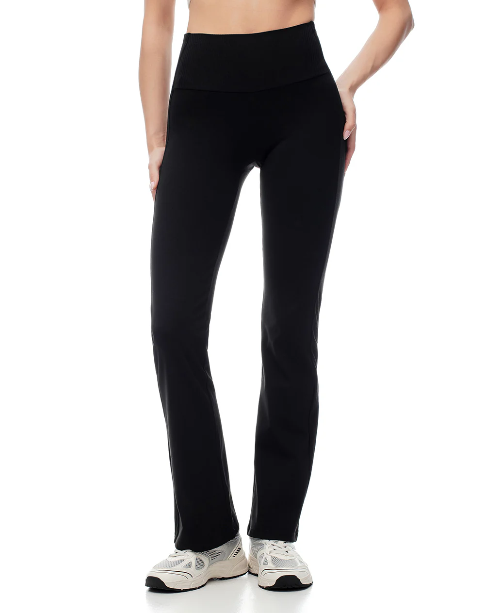 Pantalón deportivo flare secado rápido negro mujer - Image 5