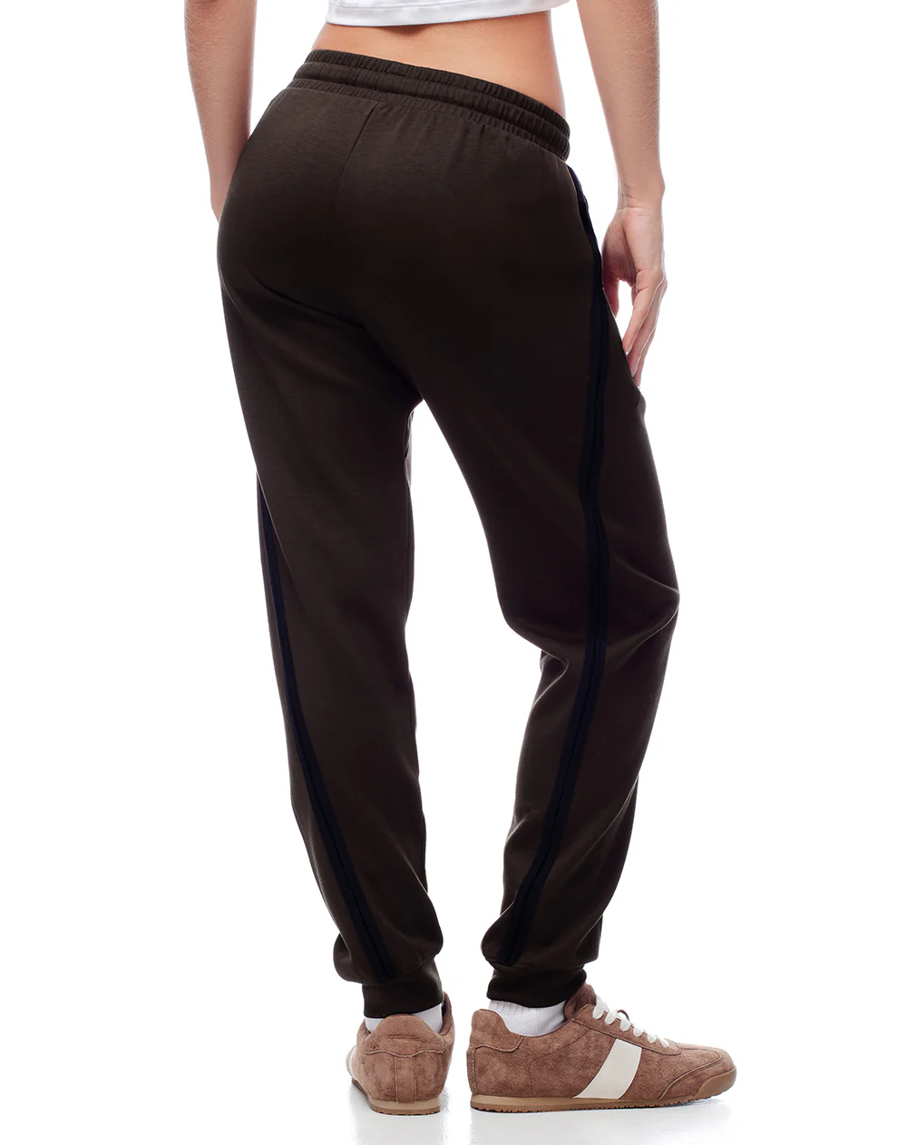 Jogger tiro medio chocolate mujer - Image 2